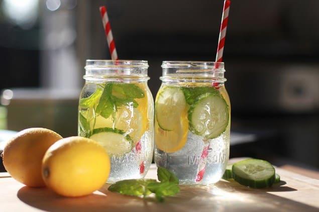 Infused Water: Lemon, Cucumber & Mint