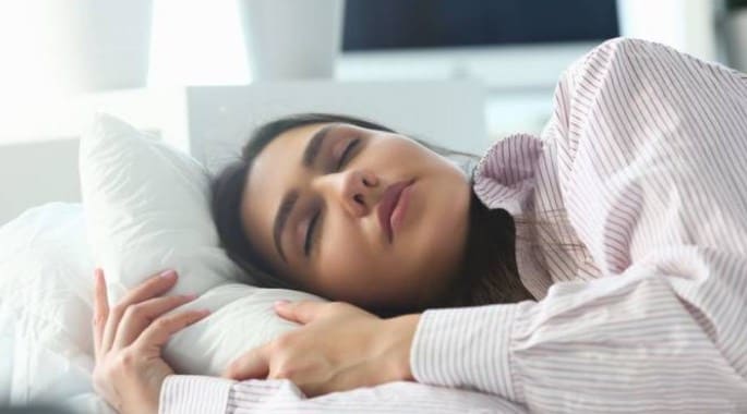 Lose Weight While Sleeping: Fat Away Overnight – This Is How It Works