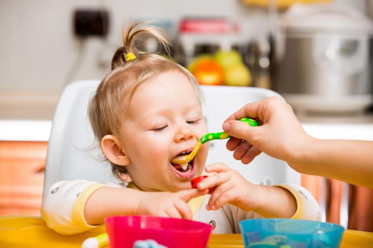 What to Feed Your Baby: Easy and Quick Recipes for Moms