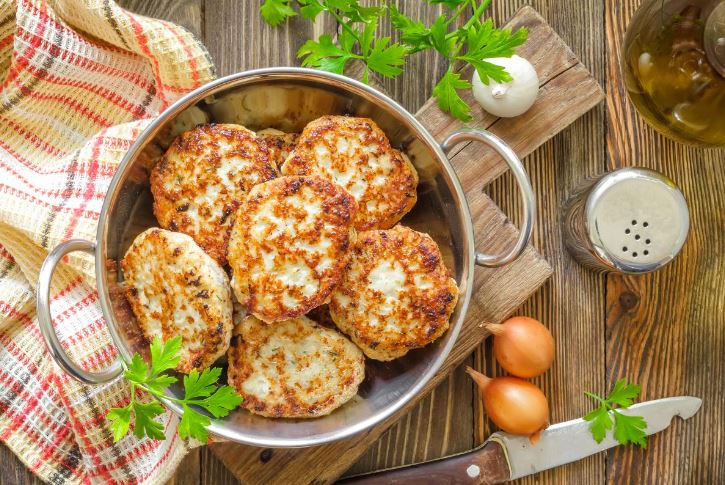 You Can’t Tell the Difference in Taste: How to Replace Bread in Cutlets on a Budget