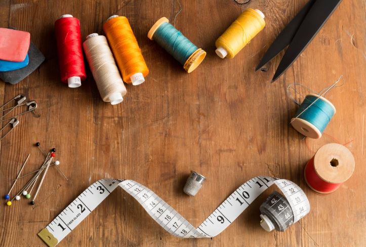 How to Cover Up a Hole in a Jacket or T-Shirt: 3 Proven Ways