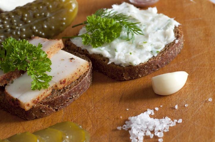 Don’t Throw Away Yellowed Lard: 4 Recipes from Old Lard
