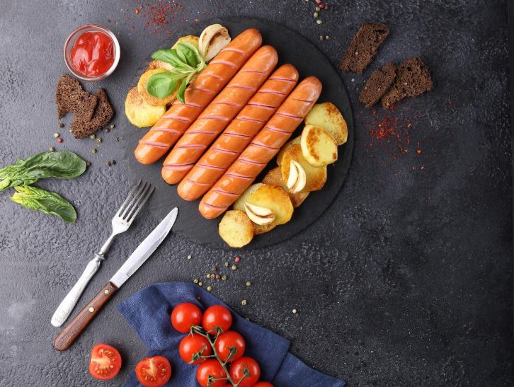 How to Extend The Shelf Life of Sausages: Useful Tips for Housewives