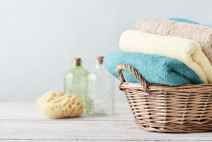 Beach Bag or Mat Out of Old Towels: 7 Unique iIdeas
